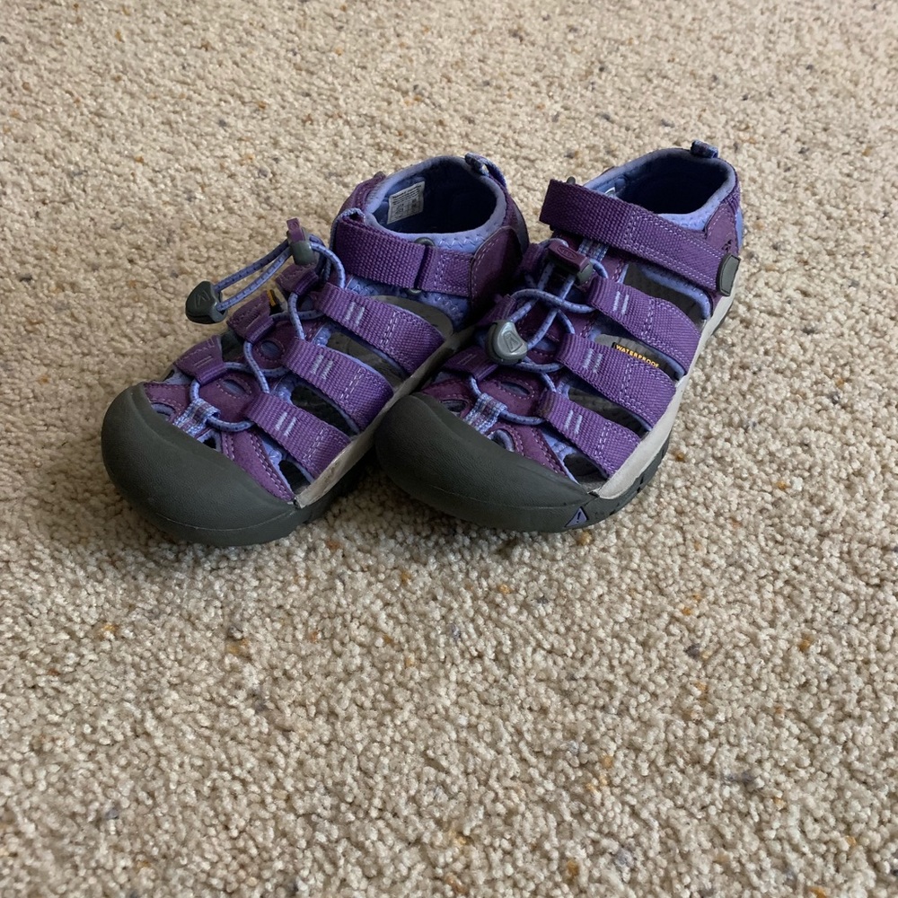 LIKE NEW Keens